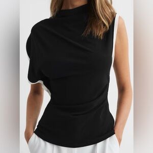 Reiss Eva Asymmetric Contrast Trim Top – Black/Ivory | Medium